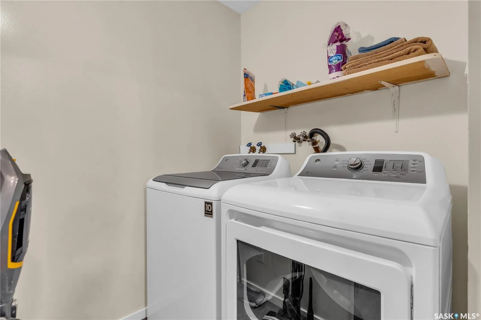 55 Alport CRESCENT, #106