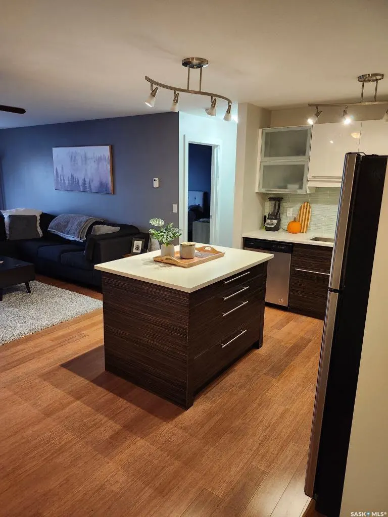 415 Hunter ROAD, #104 B