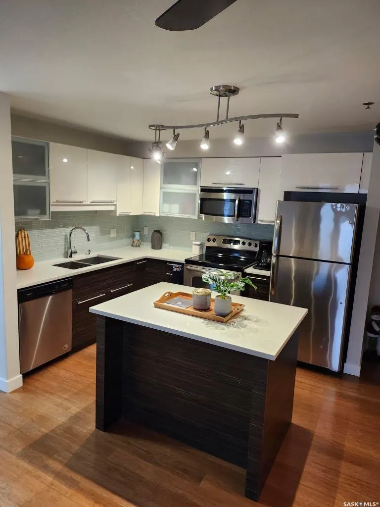 415 Hunter ROAD, #104 B