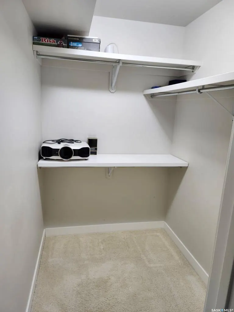 415 Hunter ROAD, #104 B