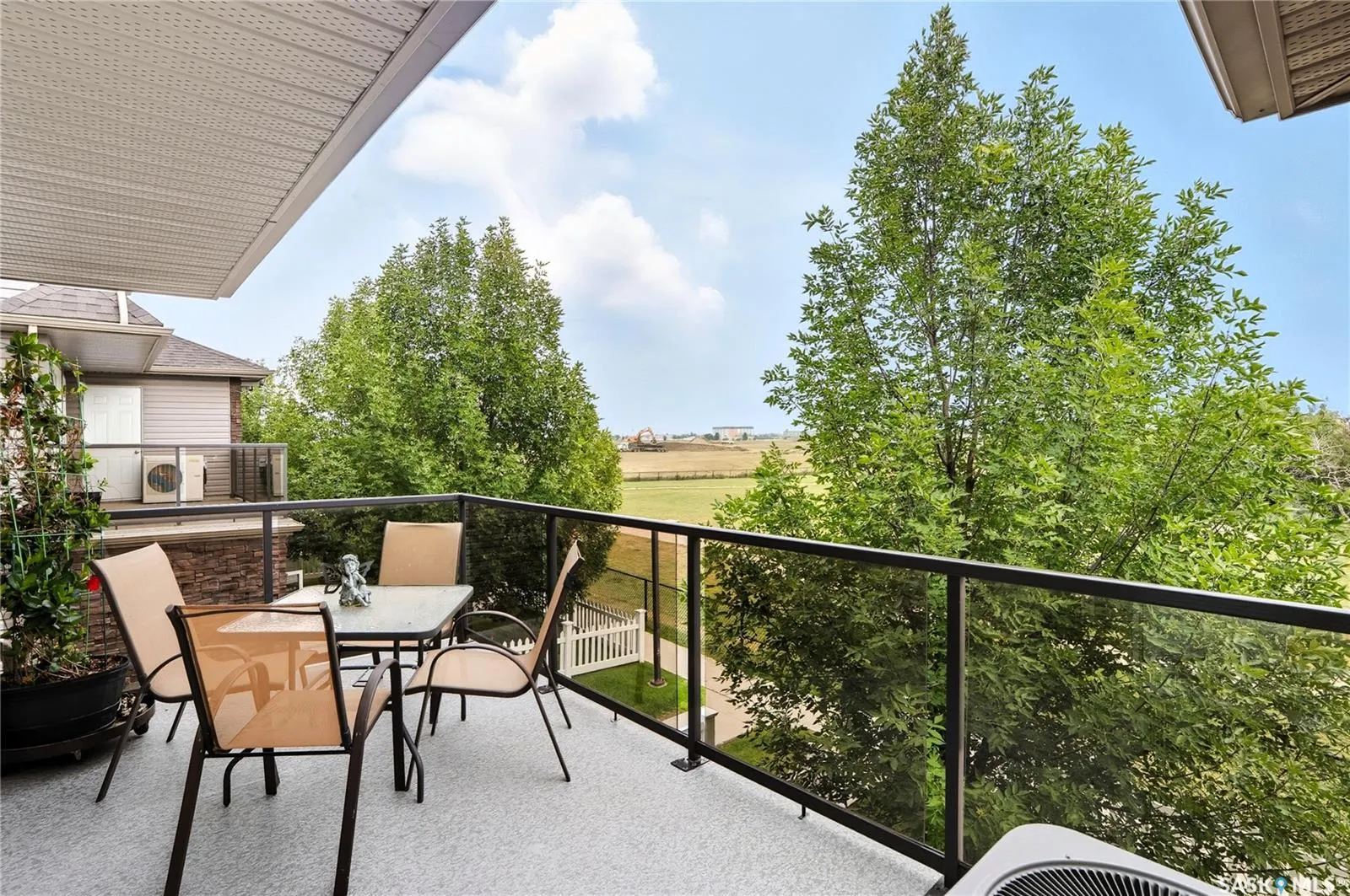 1303 Richardson ROAD, #702