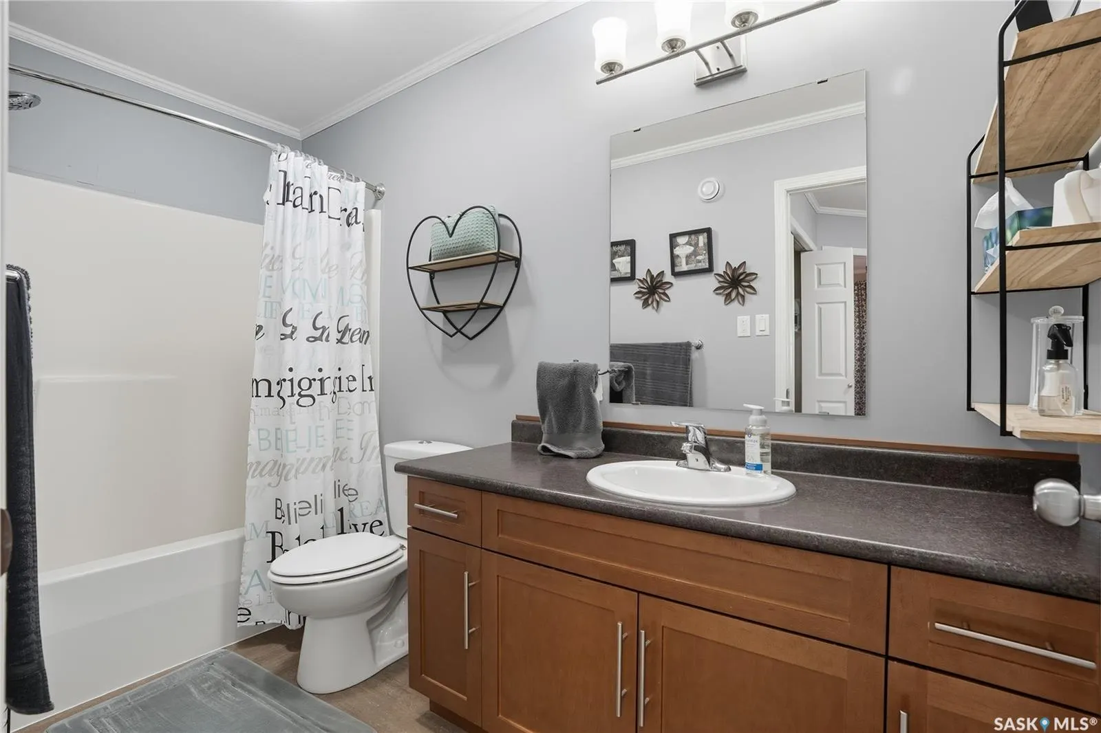 1303 Richardson ROAD, #702