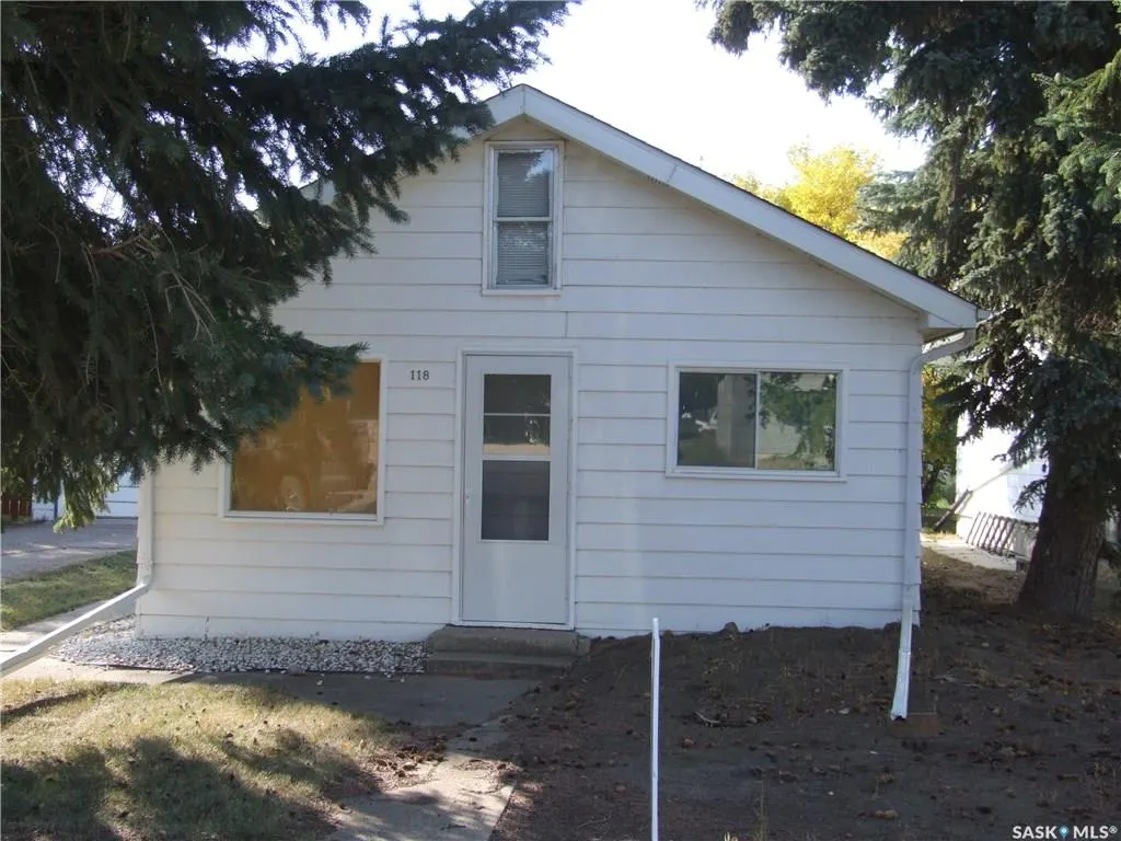118 2nd STREET W