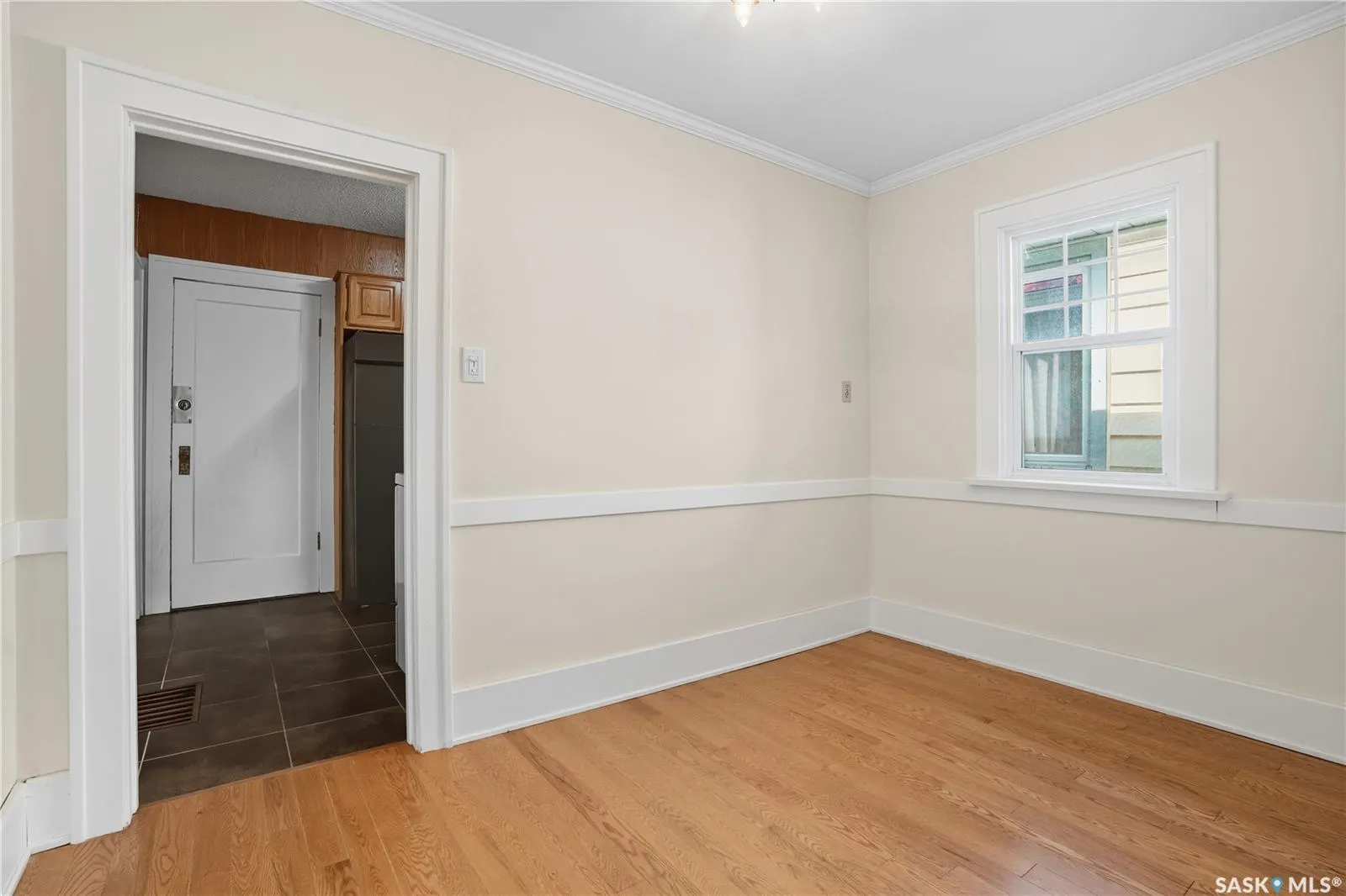 3320 15th AVENUE