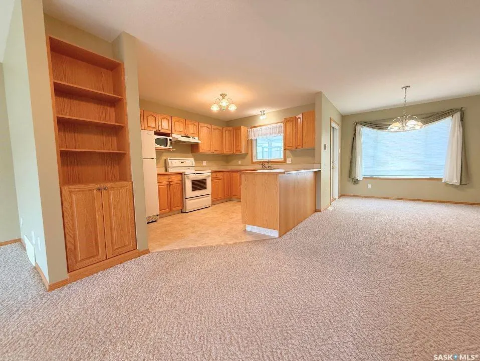 165 Robert STREET W, #417