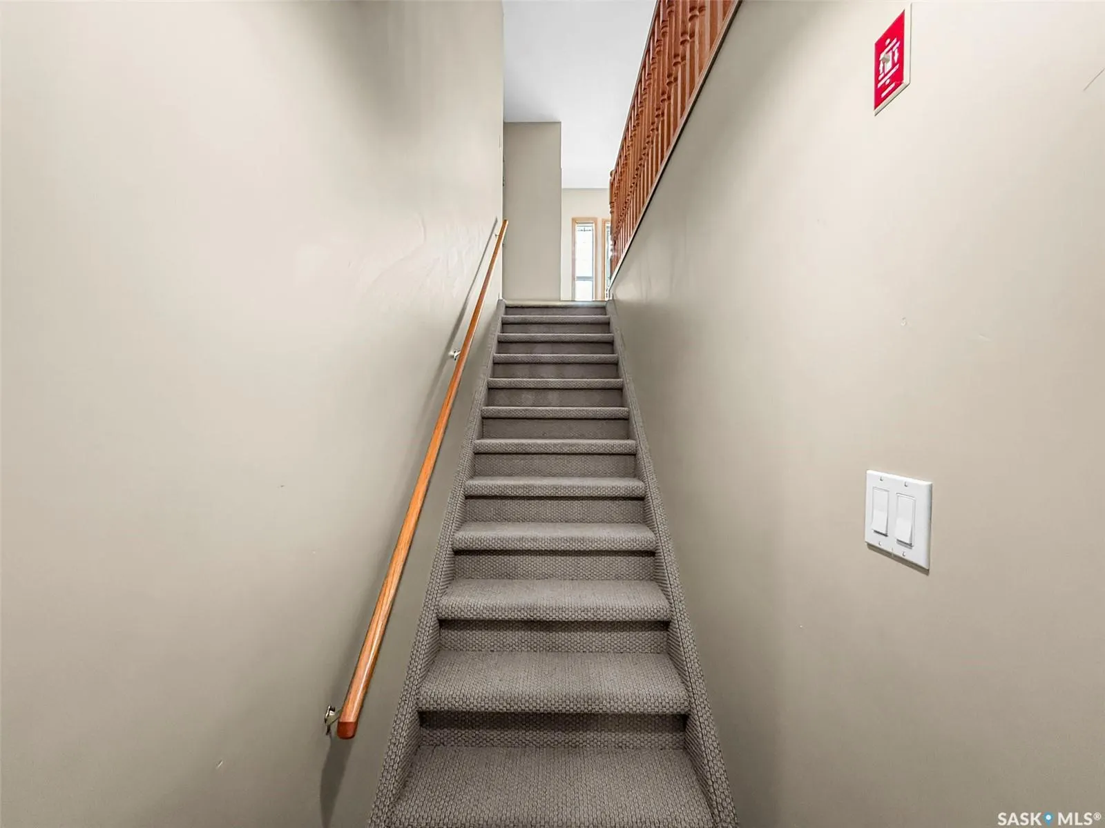 165 Robert STREET W, #417