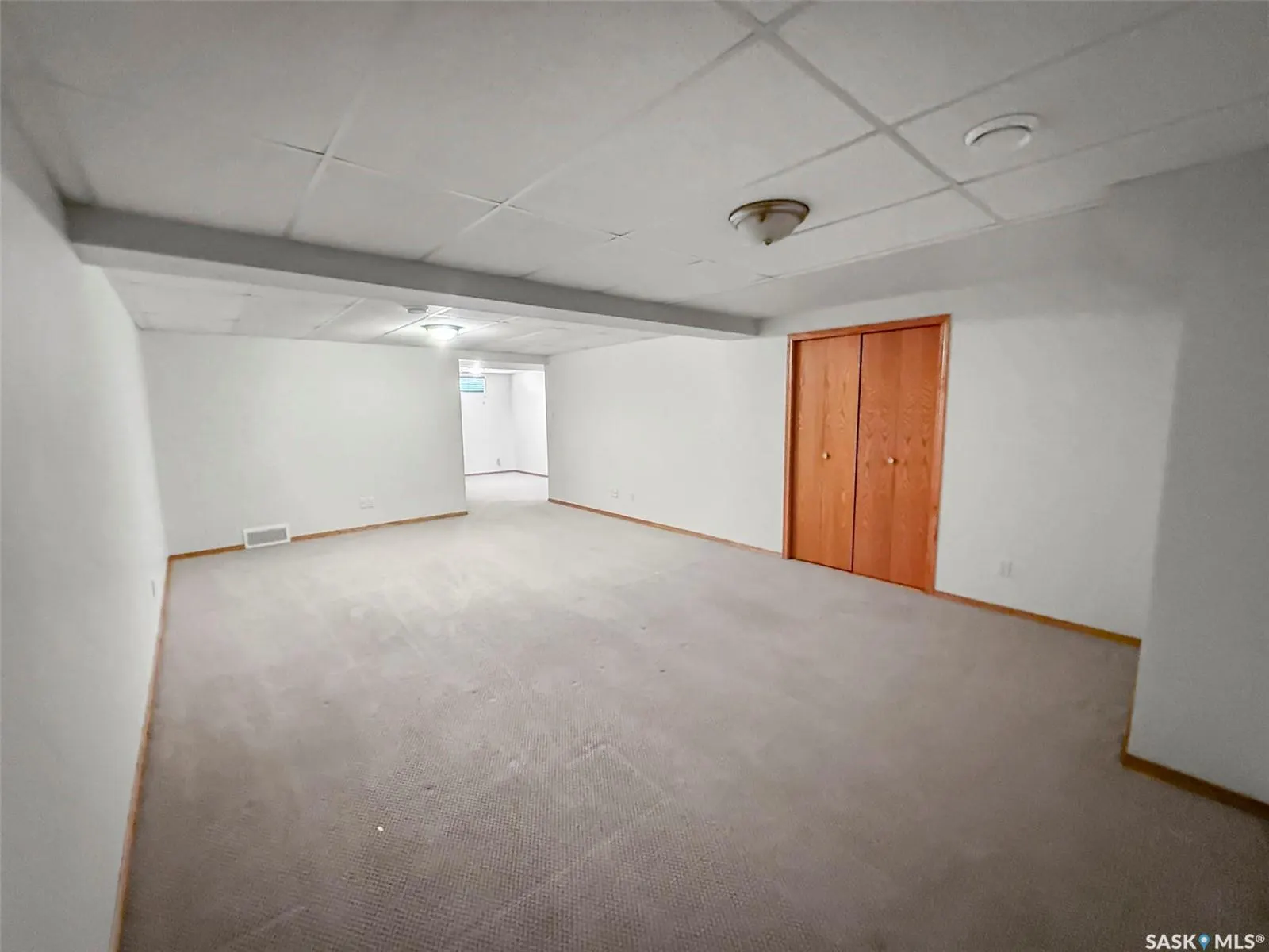 165 Robert STREET W, #417