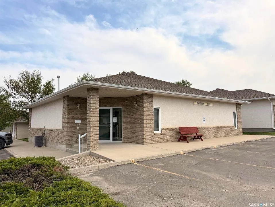 165 Robert STREET W, #417