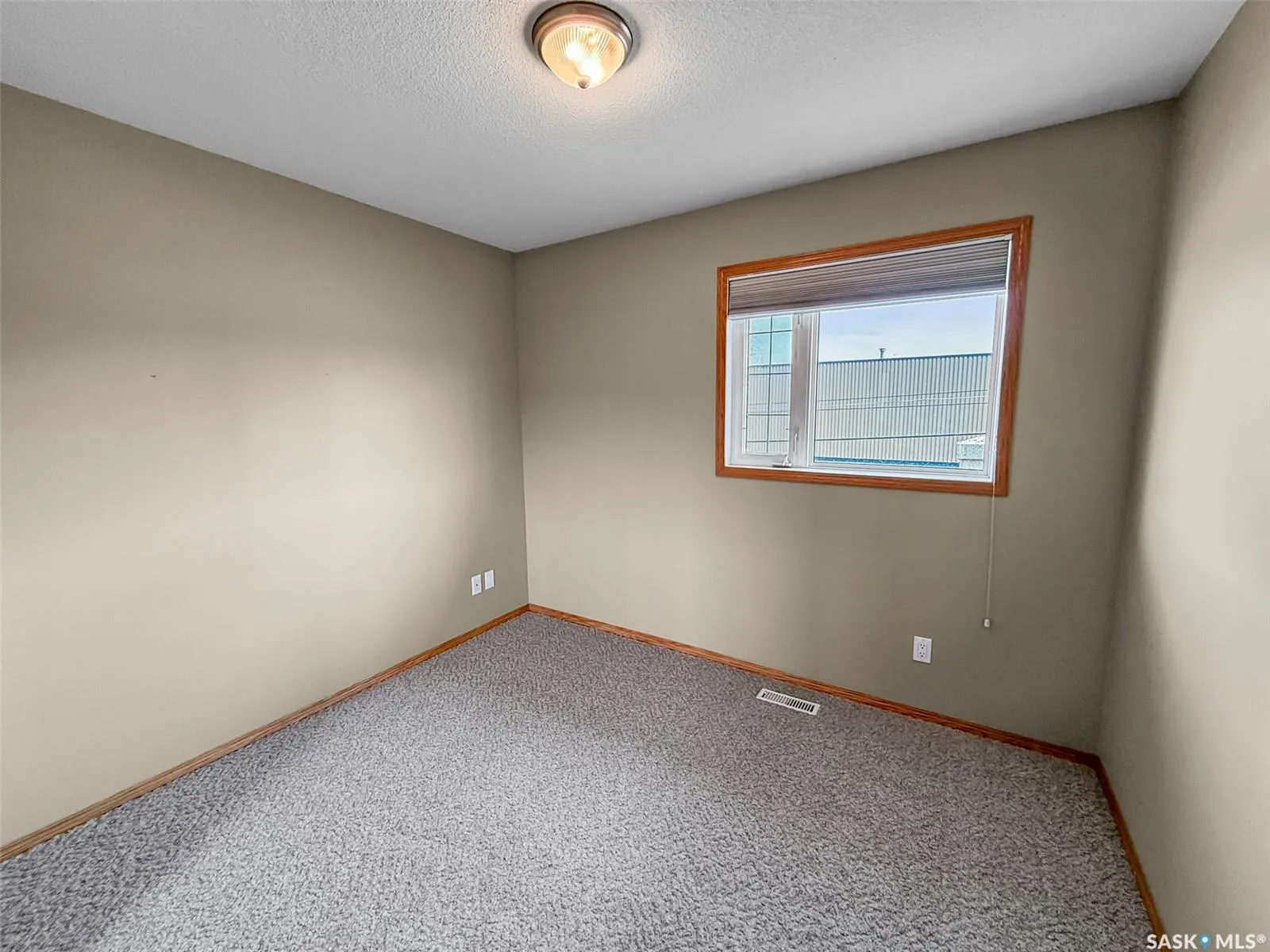 165 Robert STREET W, #417