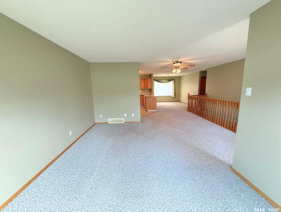 165 Robert STREET W, #417
