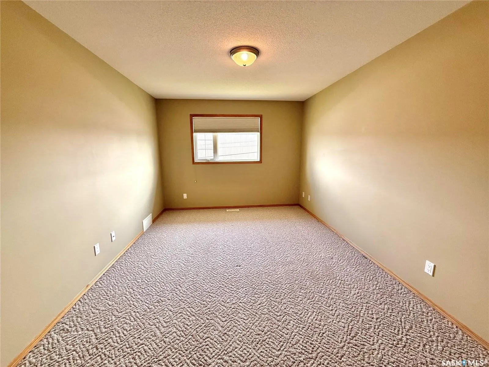 165 Robert STREET W, #417