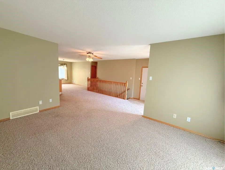 165 Robert STREET W, #417