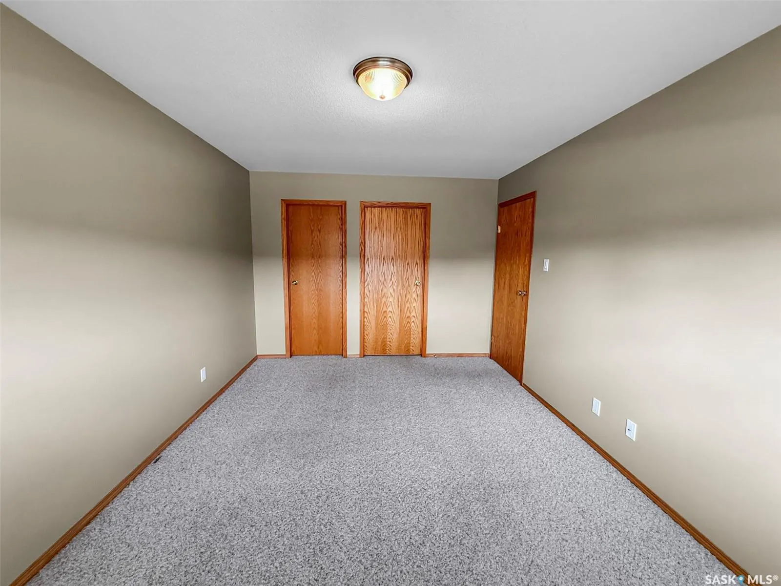 165 Robert STREET W, #417
