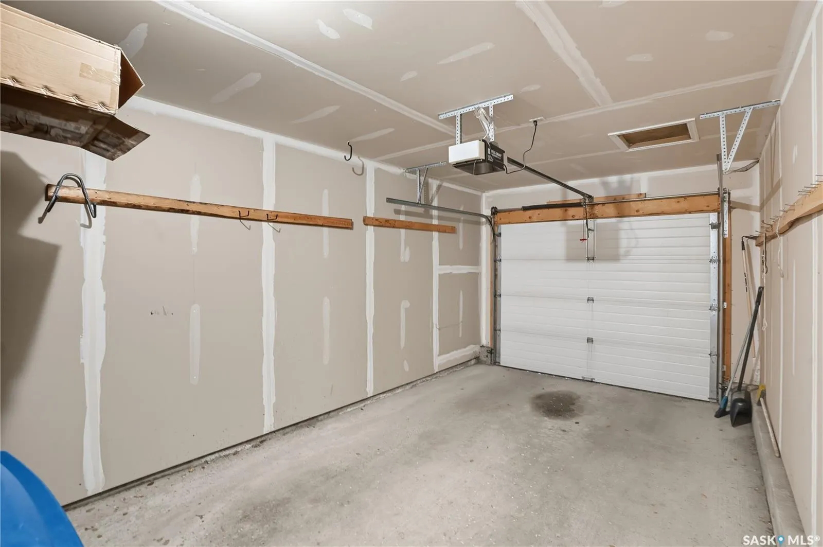 127 Banyan CRESCENT, #34