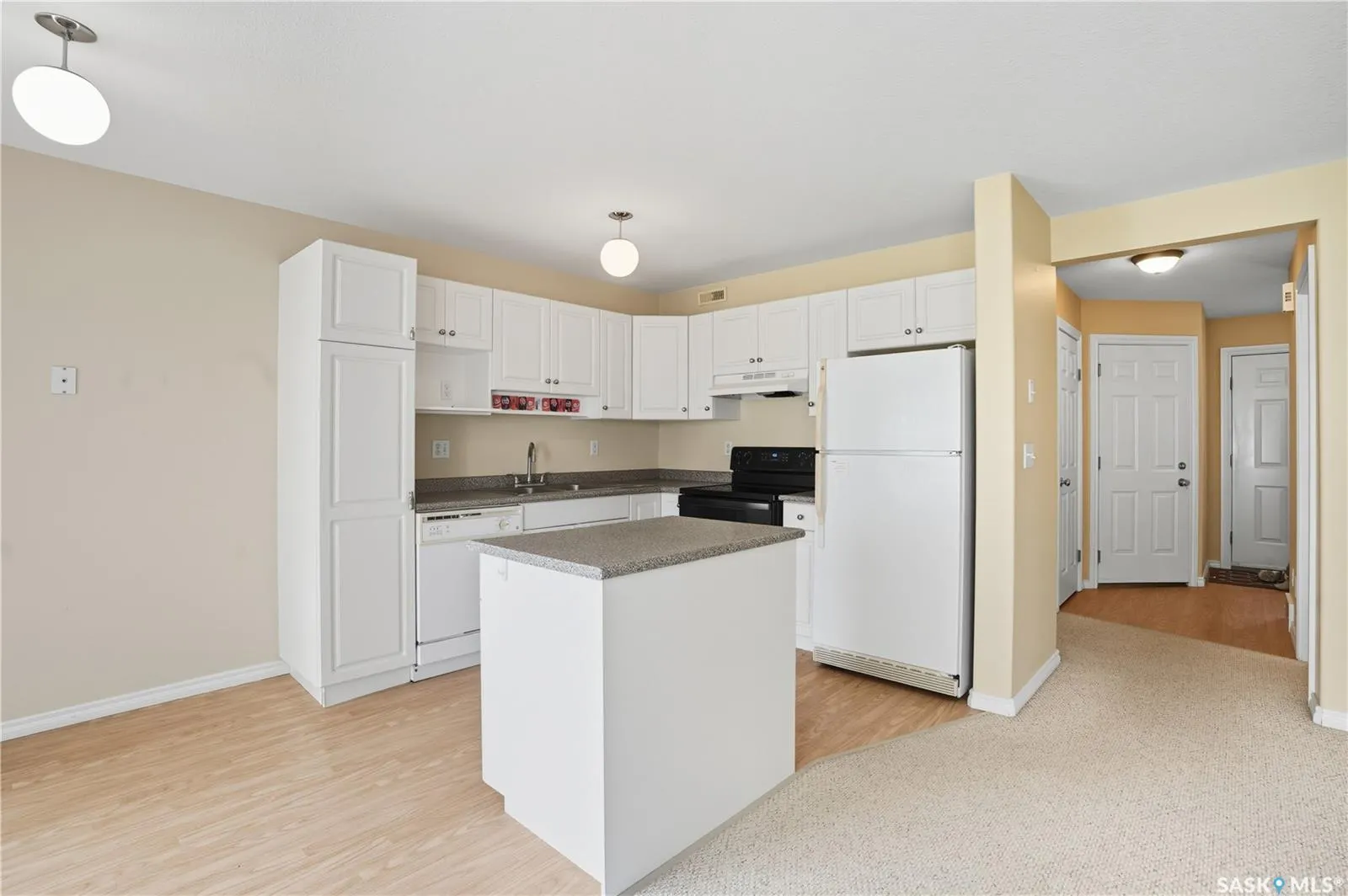 127 Banyan CRESCENT, #34