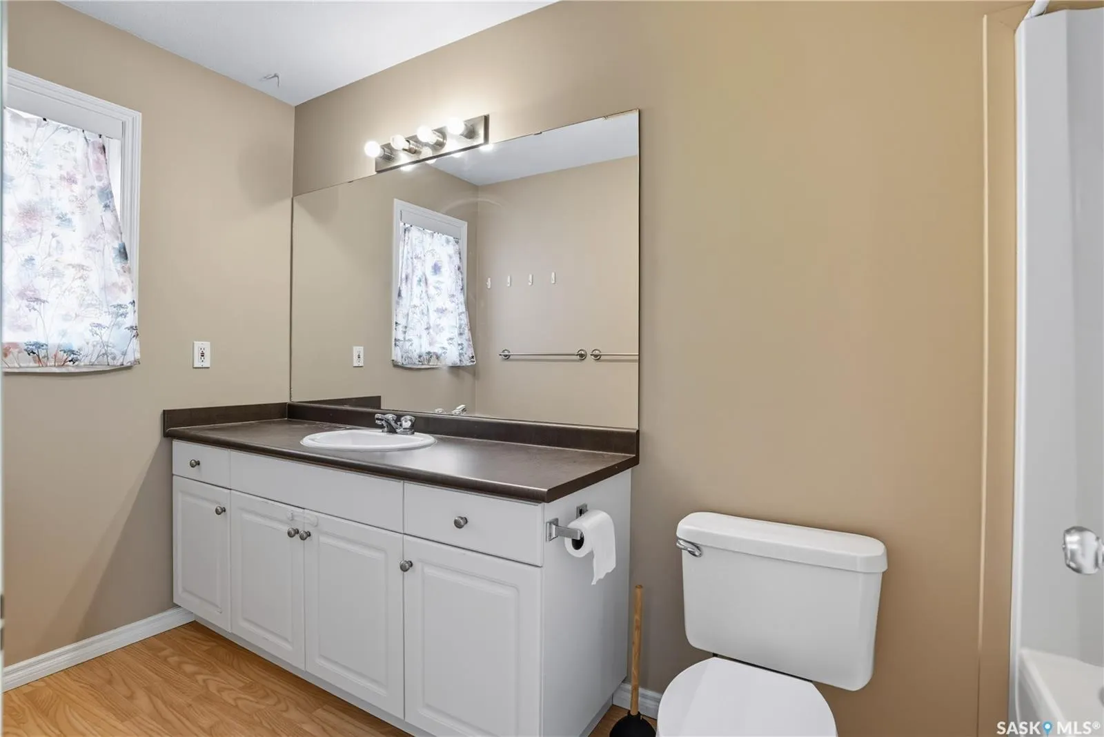 127 Banyan CRESCENT, #34