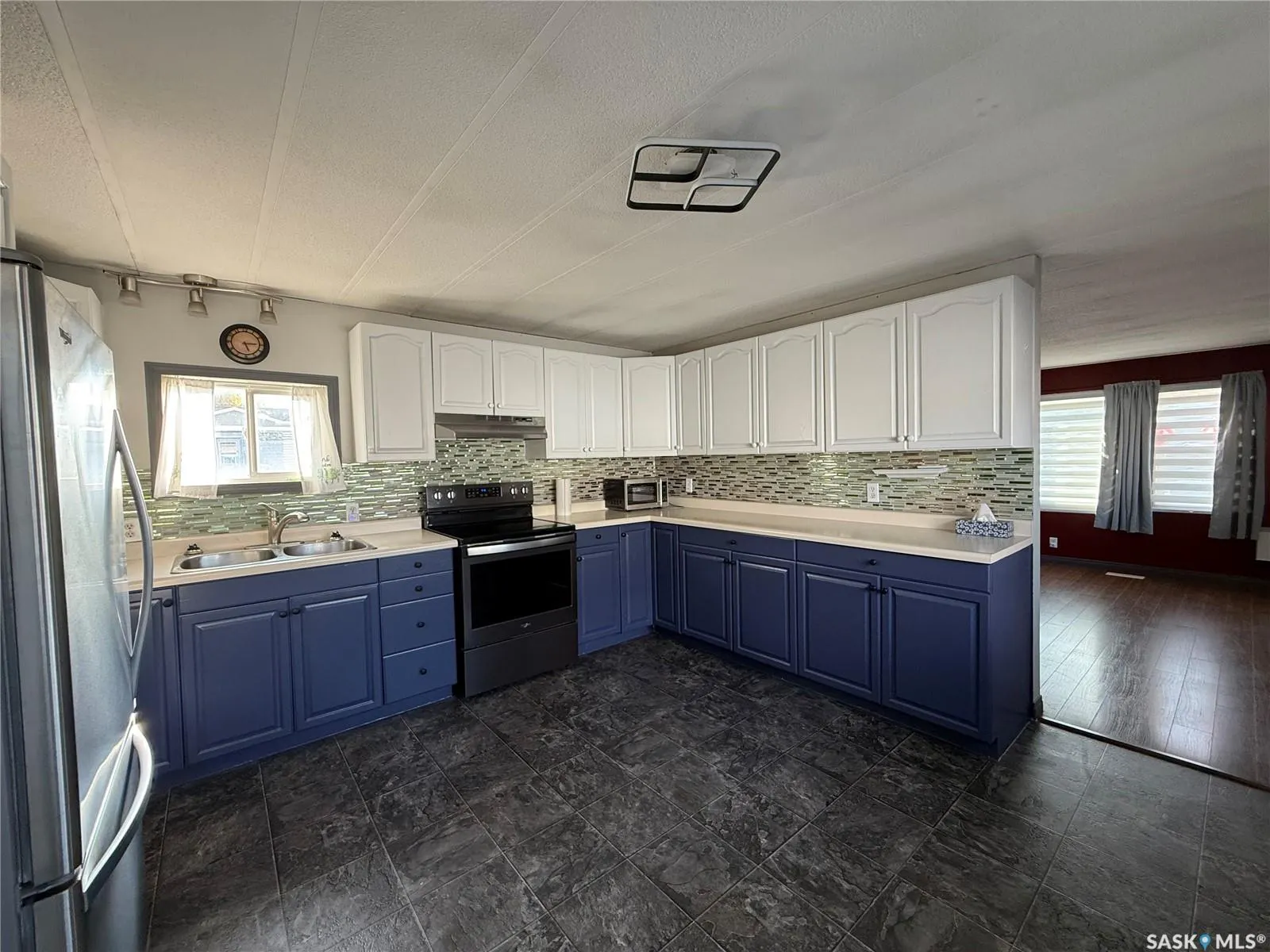 15 Prairie Winds ESTATES