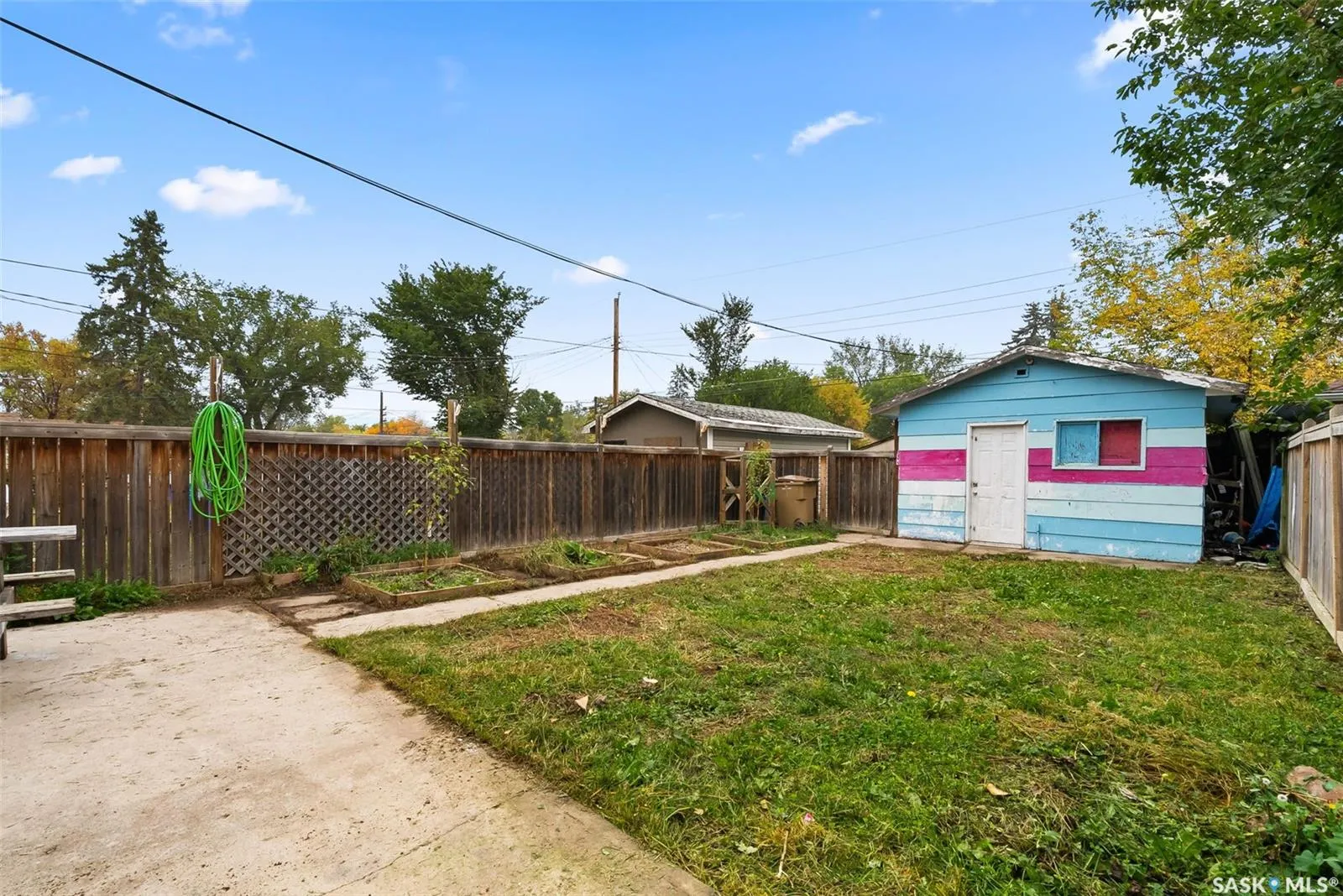 1035 Robinson STREET
