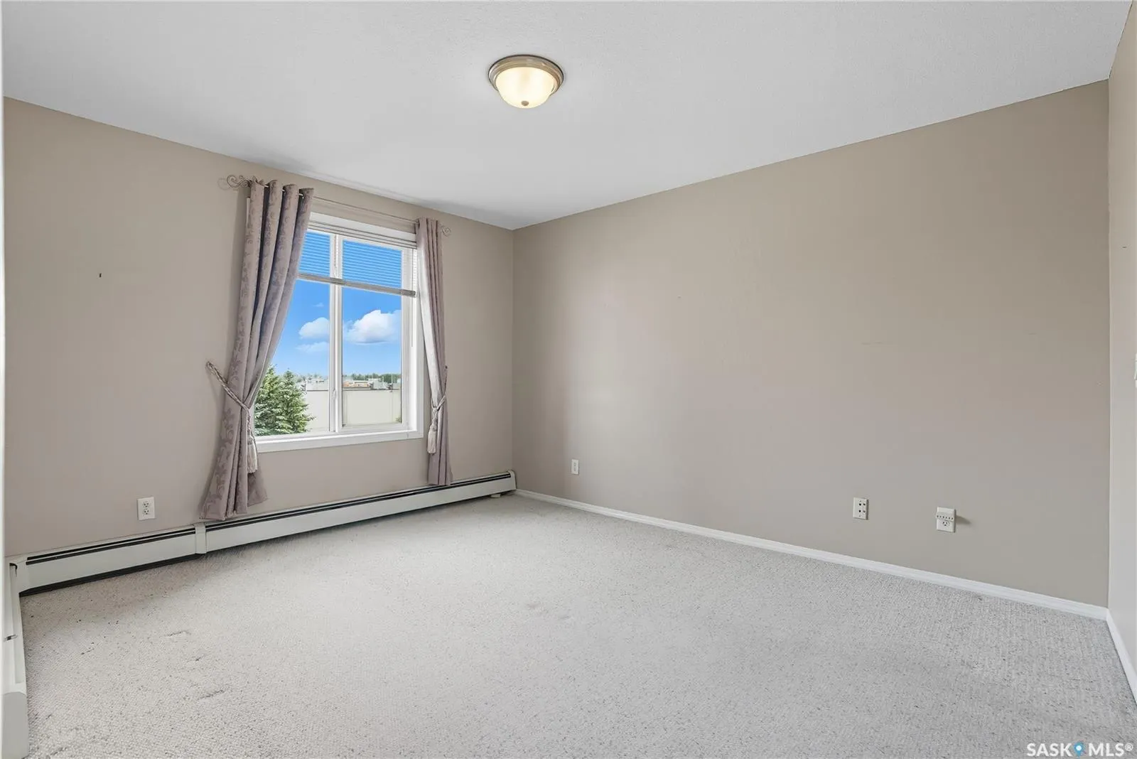 215 Lowe ROAD, #409