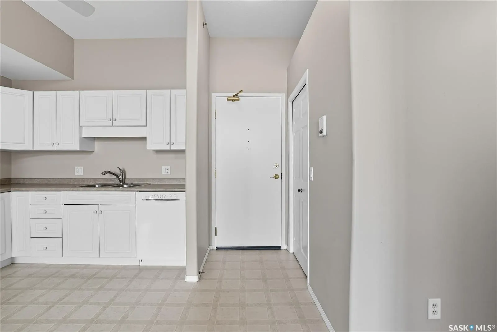 215 Lowe ROAD, #409