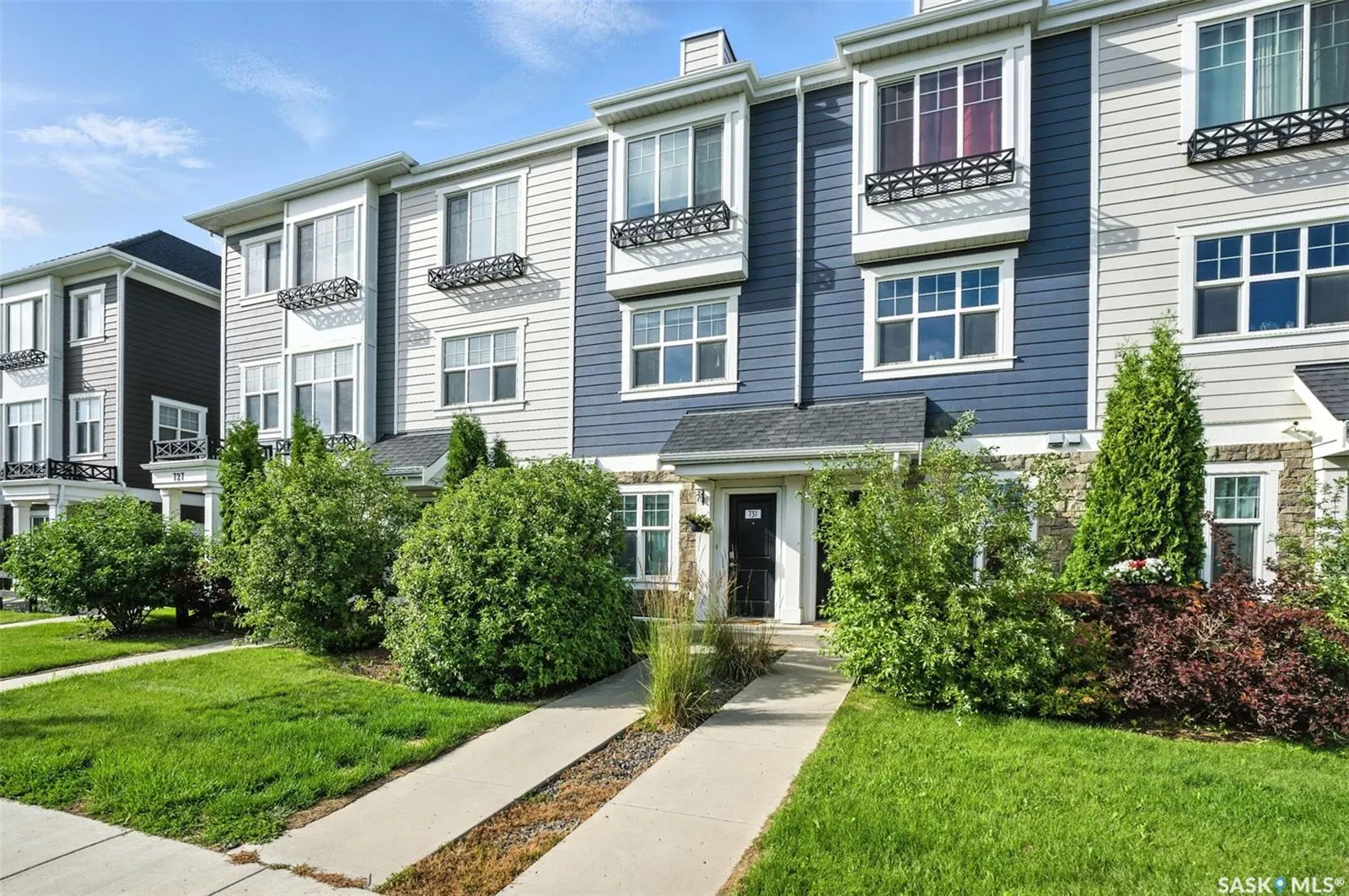 731 Meadows BOULEVARD
