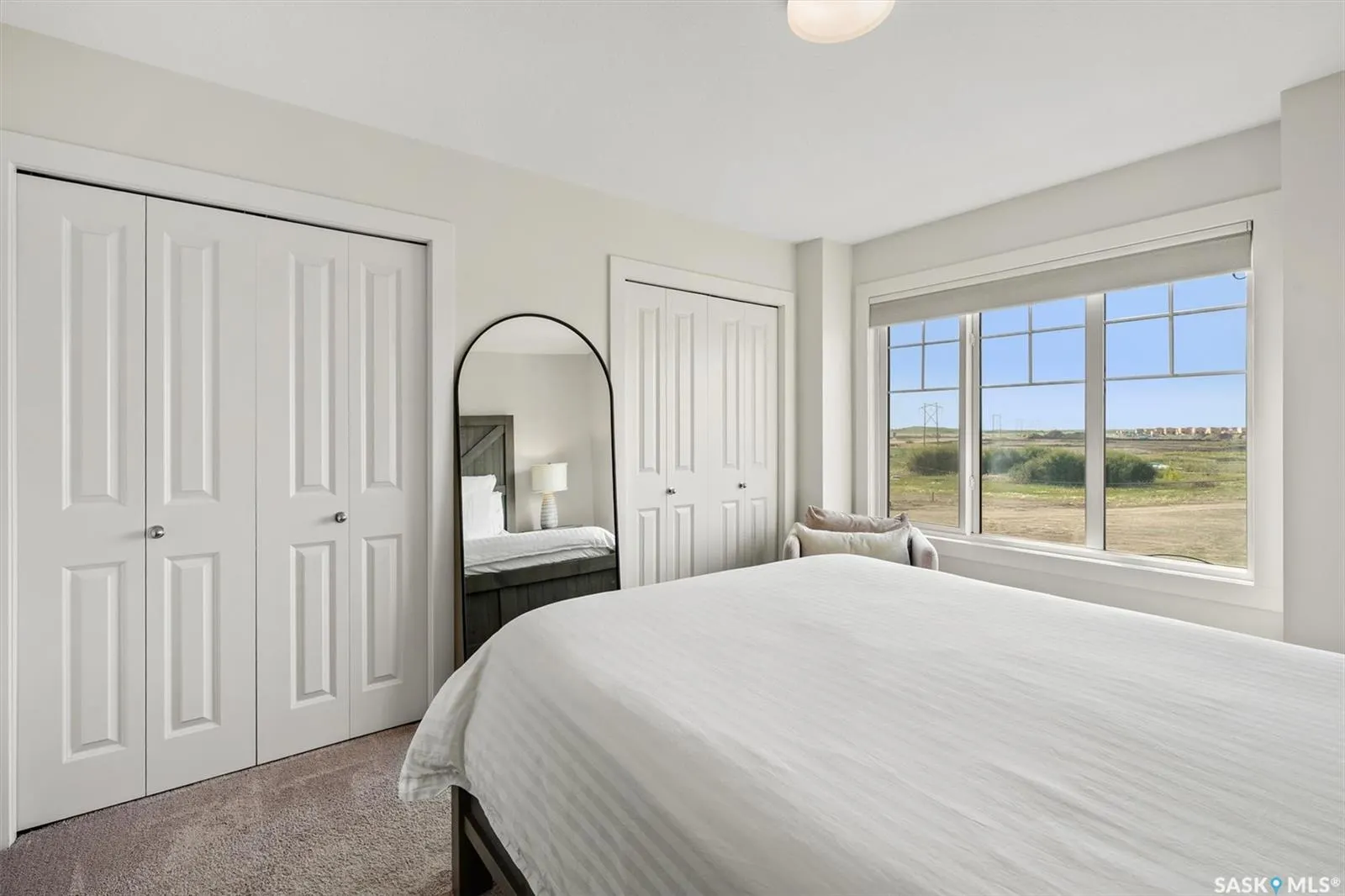 731 Meadows BOULEVARD