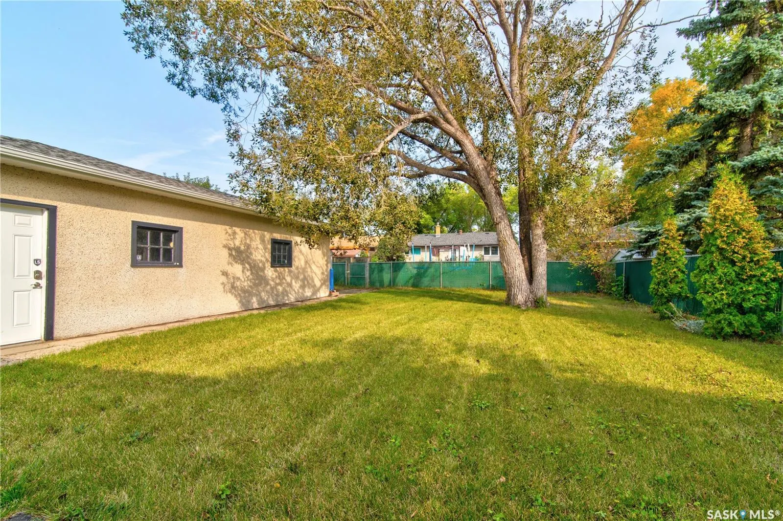 130 Walden CRESCENT