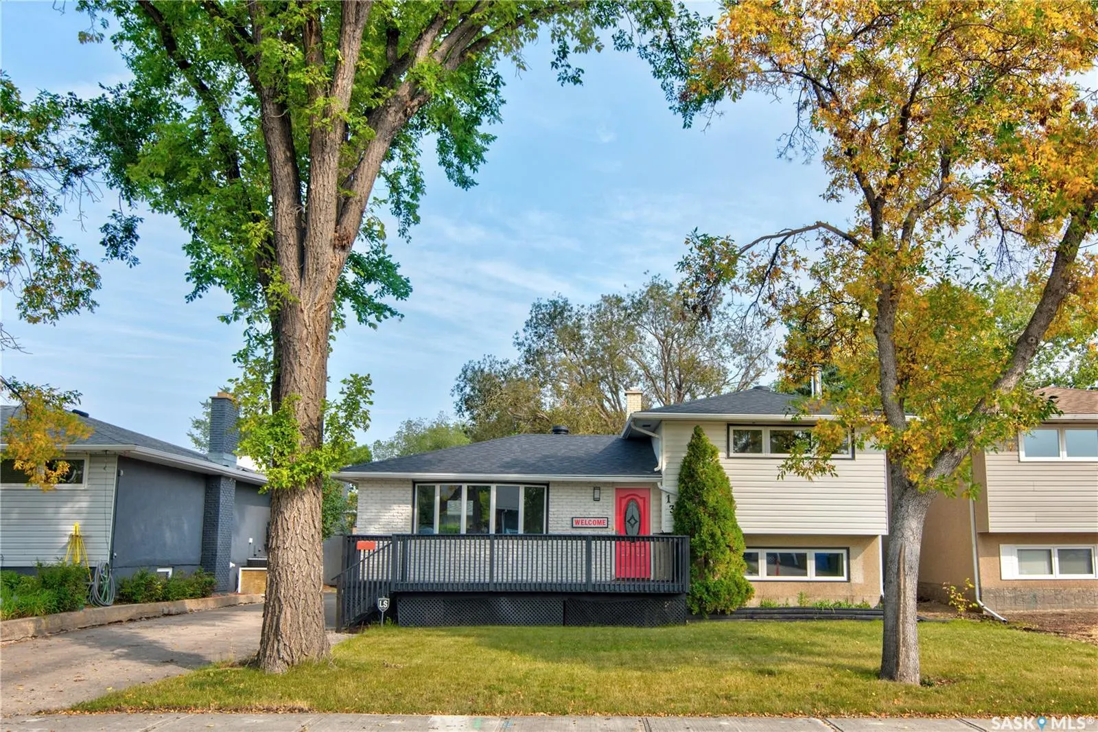 130 Walden CRESCENT