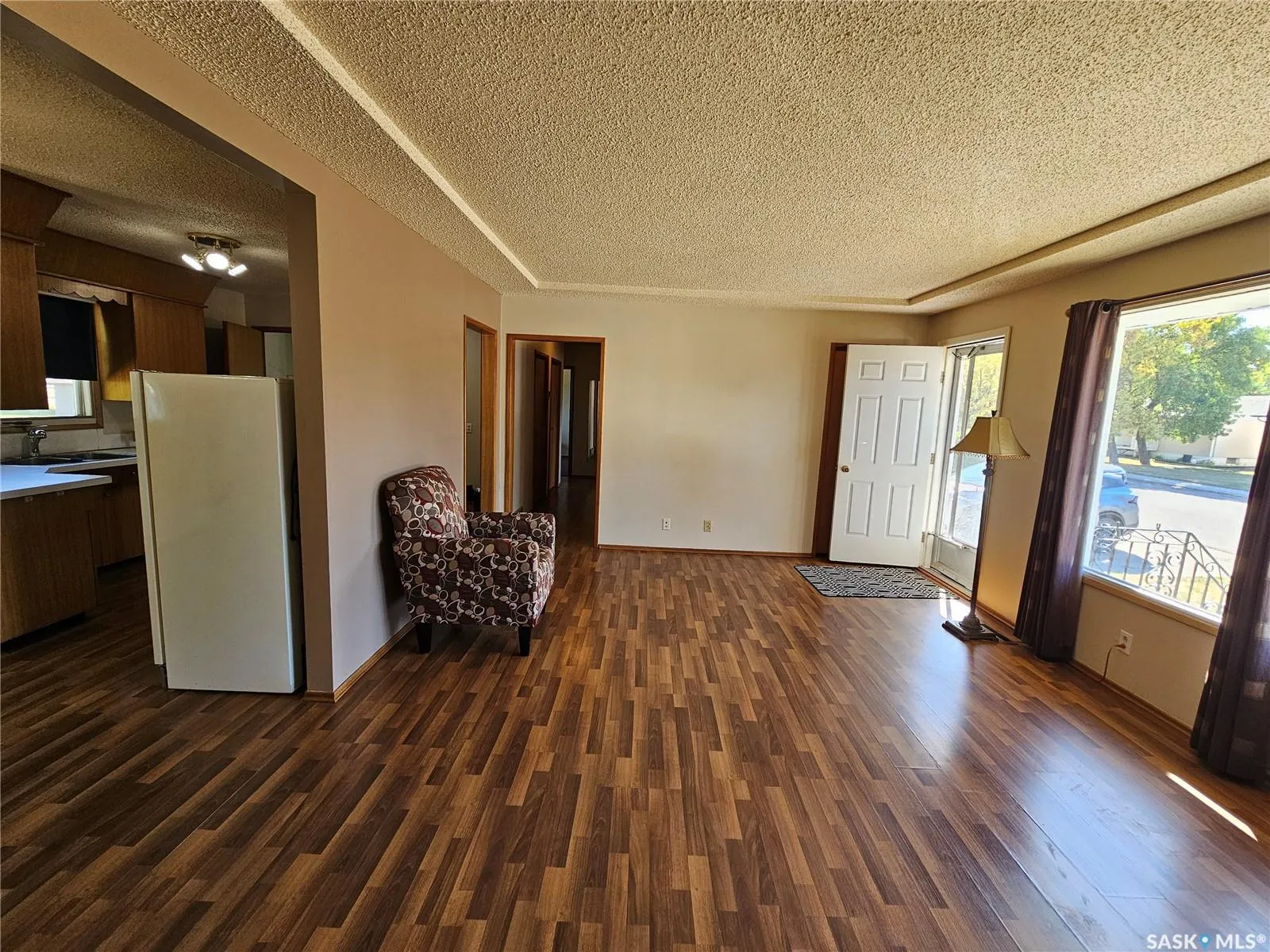 417 4th AVENUE W