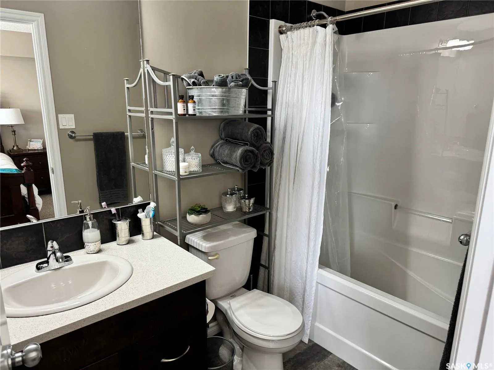 210 Rajput WAY, #107