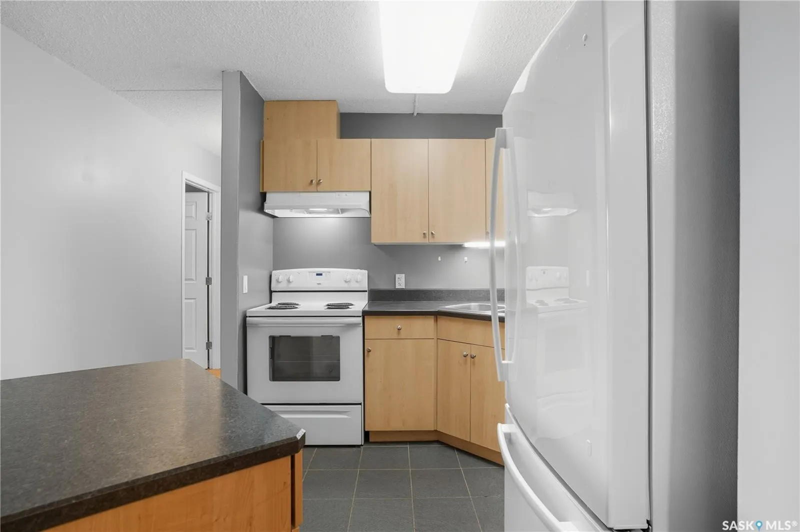 160 Gore PLACE, #300