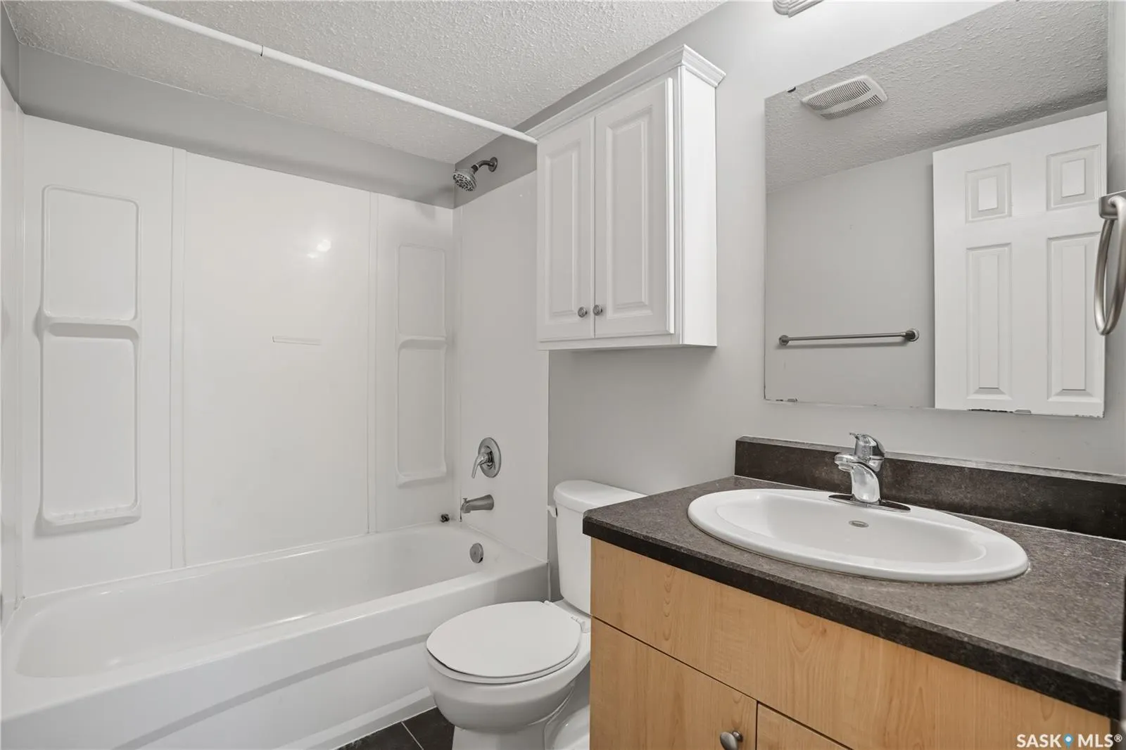160 Gore PLACE, #300