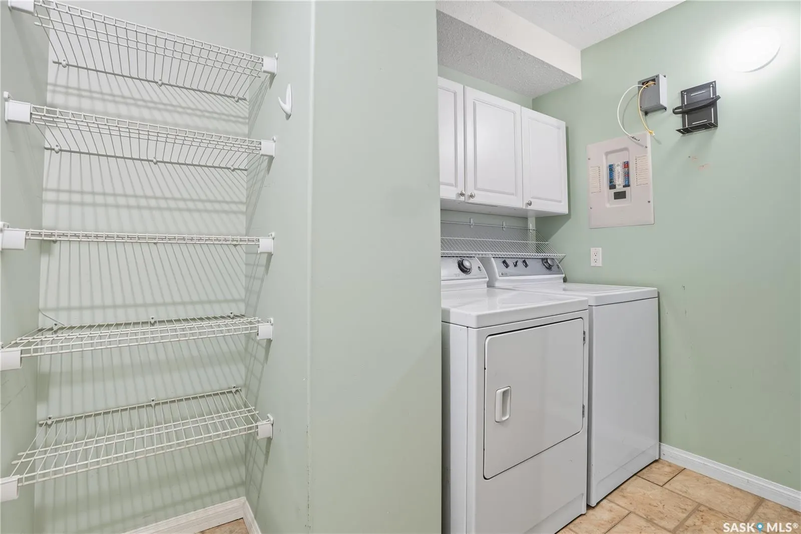 160 Gore PLACE, #300