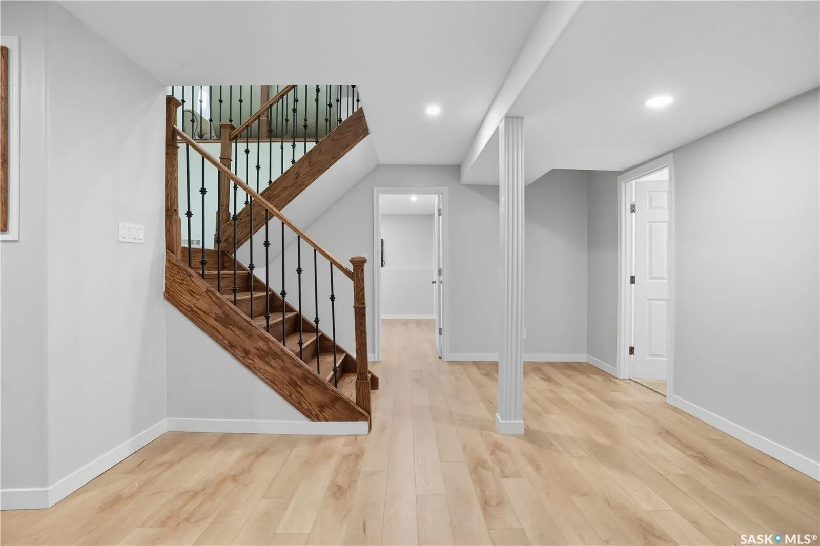 43 Woodsworth CRESCENT