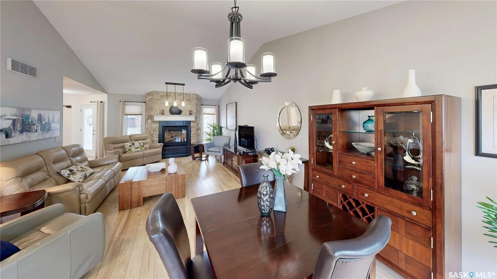 2842 AUDETTE BAY E