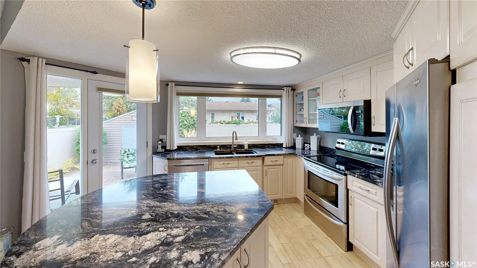 2842 AUDETTE BAY E