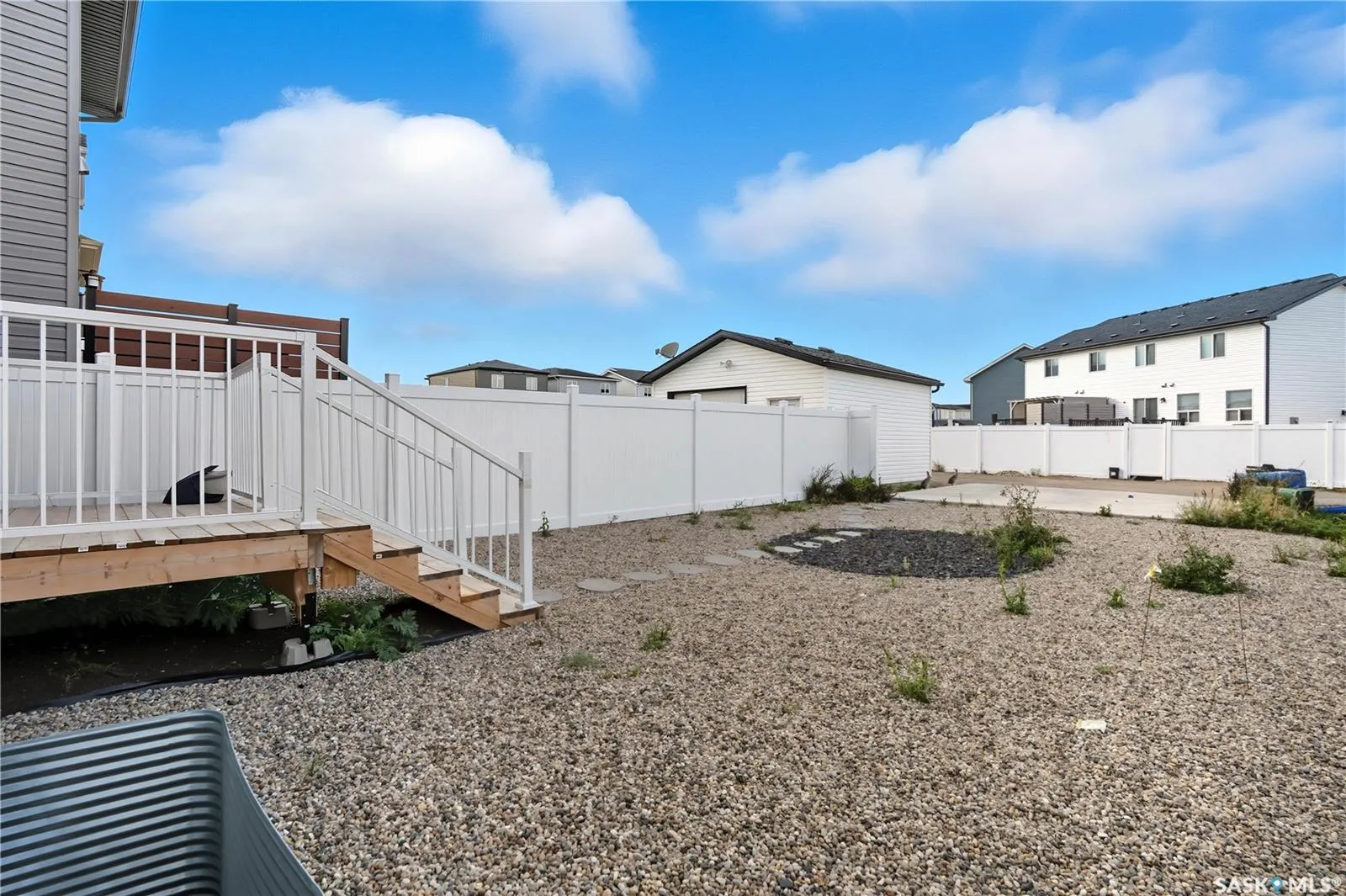 4536 Buckingham DRIVE E