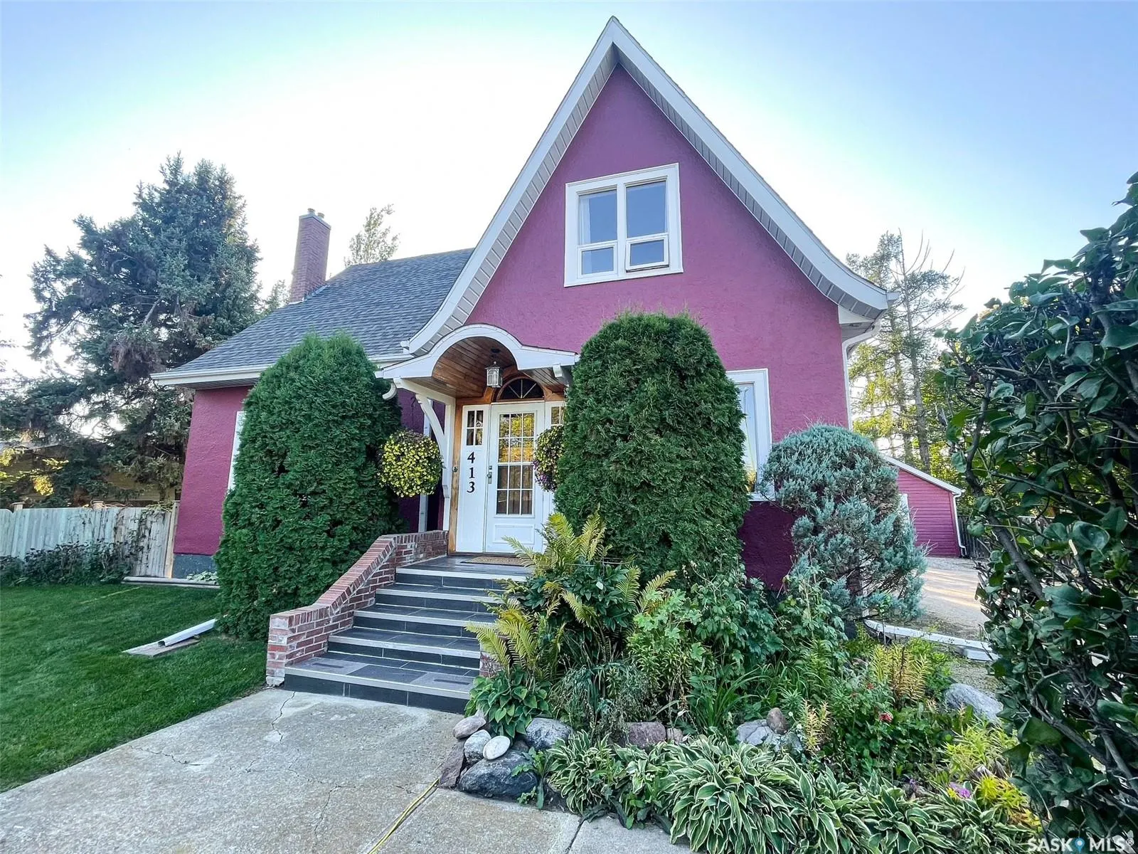 413 Centre STREET