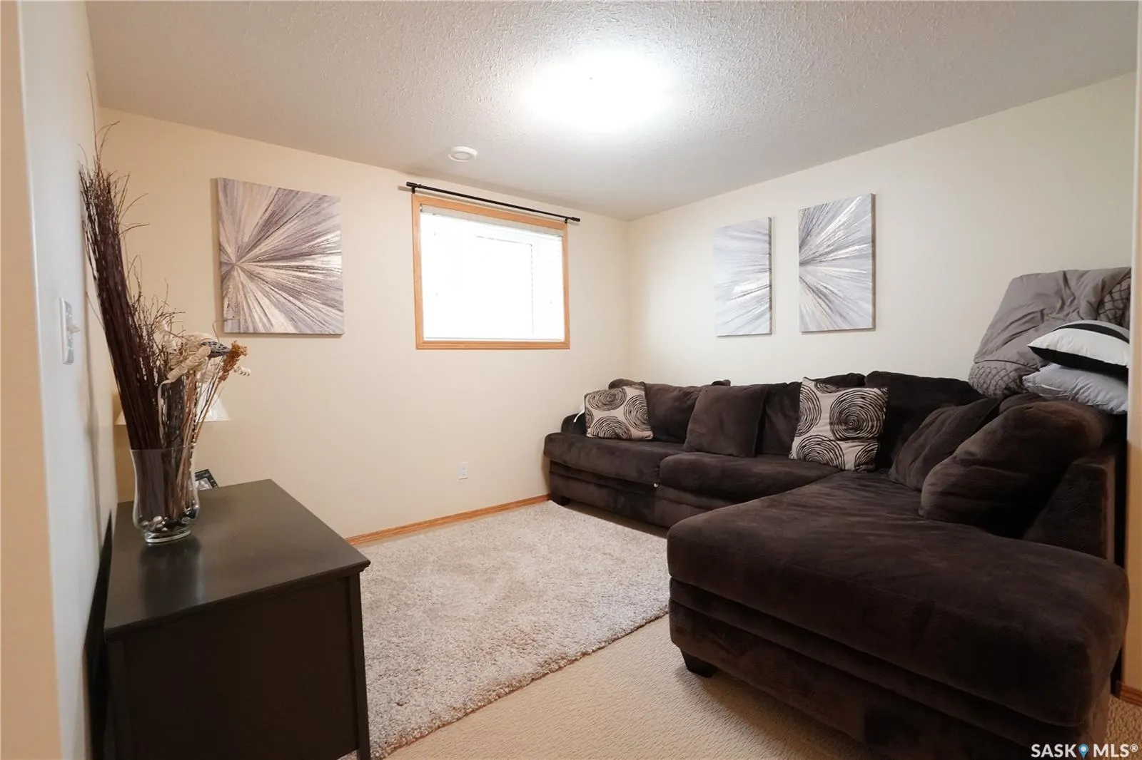 214 Mount Royal PLACE
