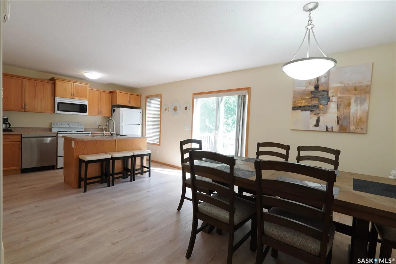 214 Mount Royal PLACE