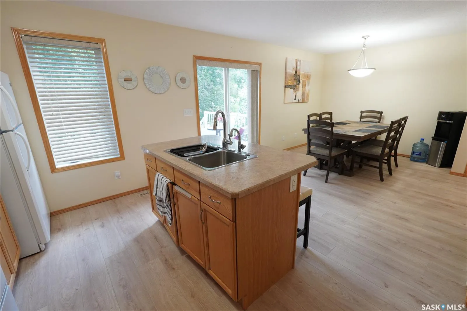 214 Mount Royal PLACE
