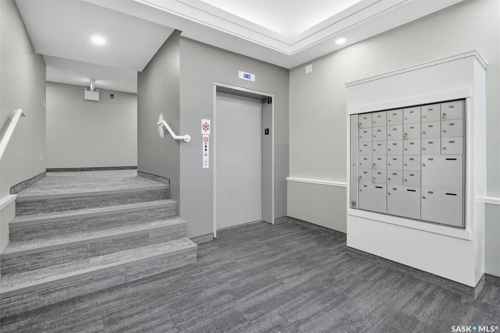 318 108th STREET W, #208