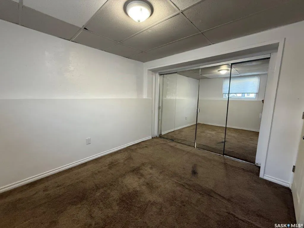 29 6th Street CRESCENT W