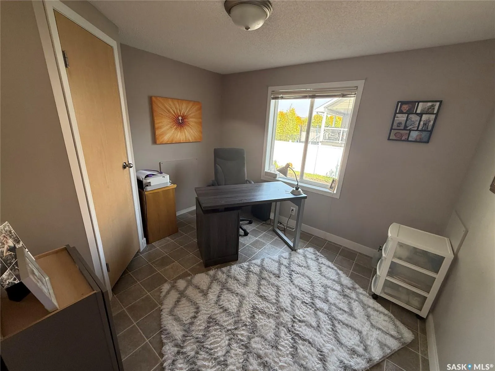 220 5th STREET W