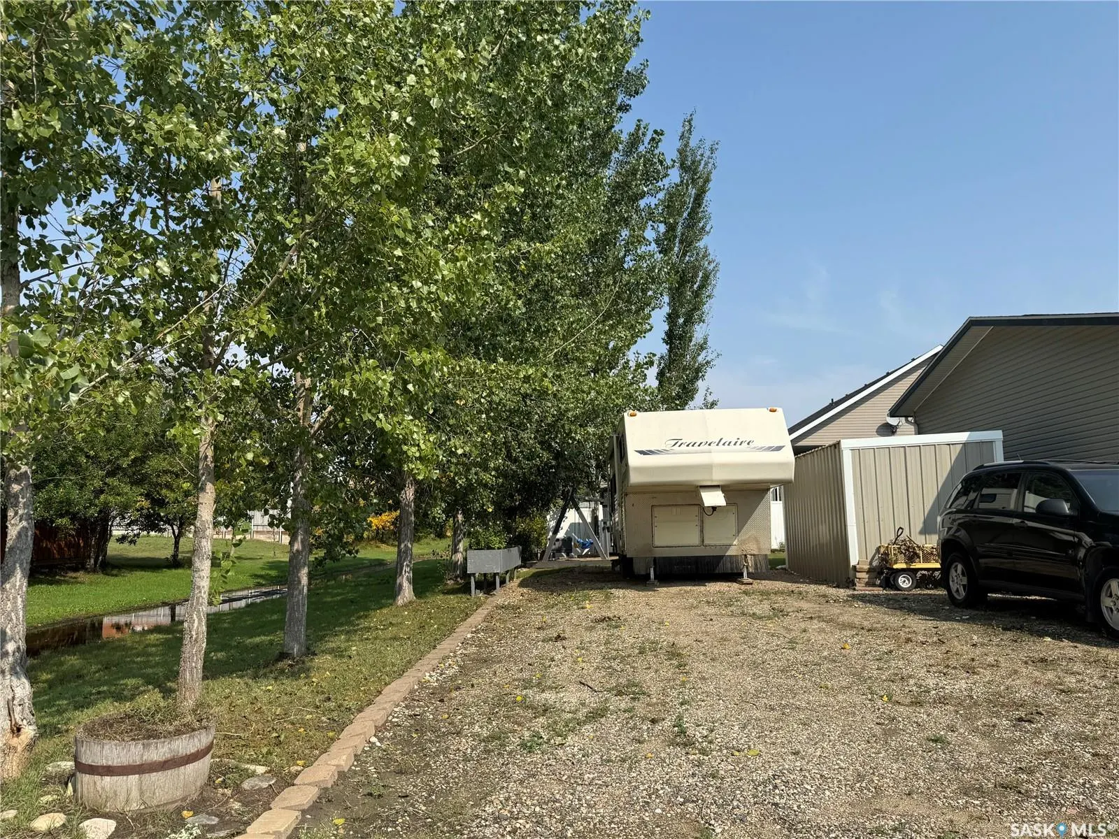 220 5th STREET W