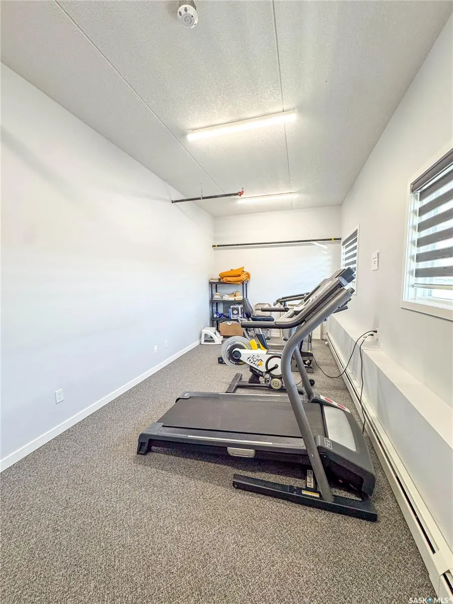 2641 Woodbridge DRIVE, #303