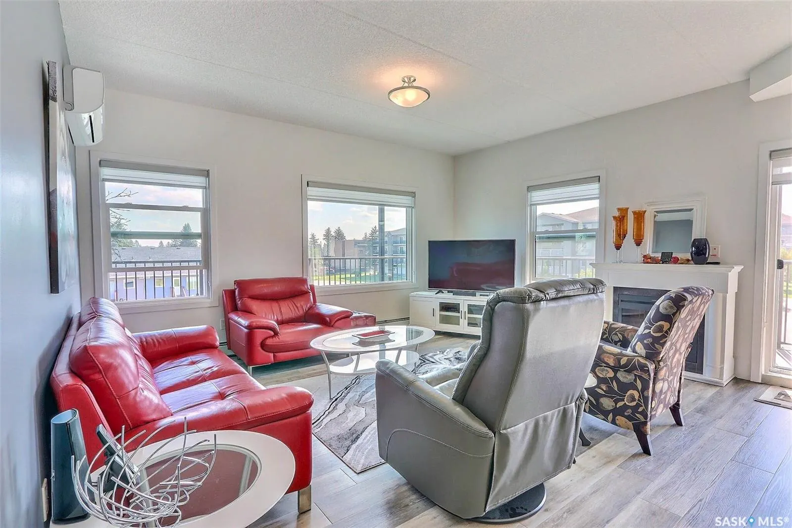 2641 Woodbridge DRIVE, #303