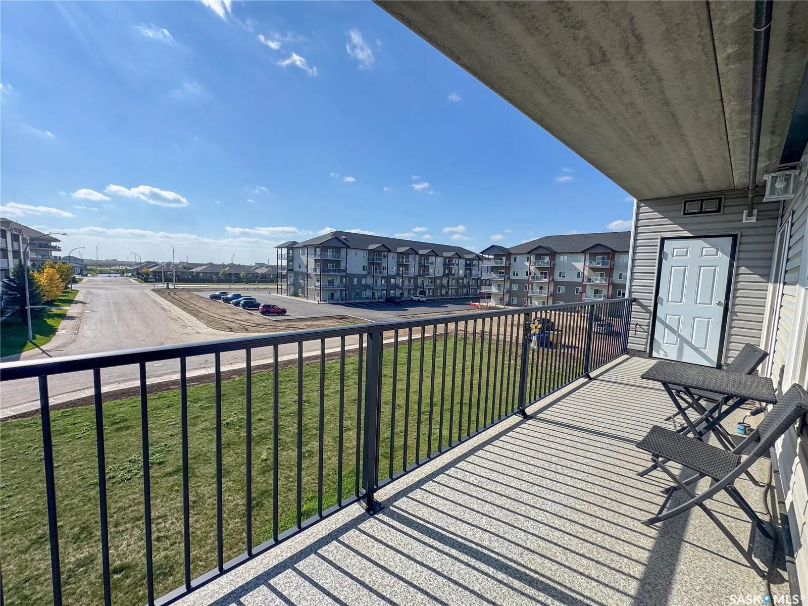 2641 Woodbridge DRIVE, #303