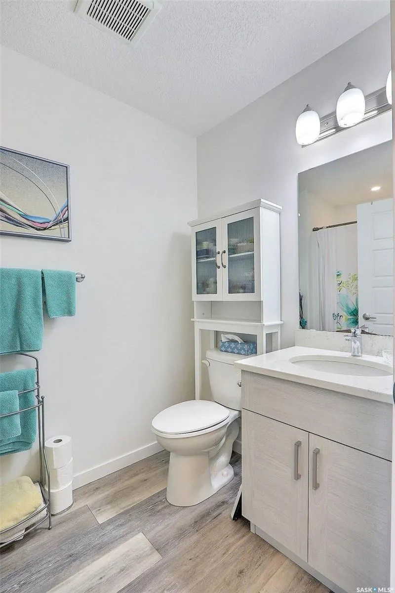 2641 Woodbridge DRIVE, #303
