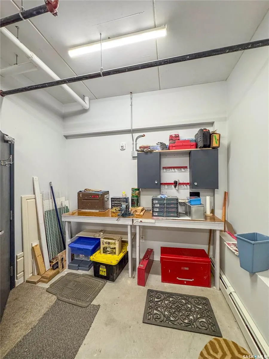 2641 Woodbridge DRIVE, #303